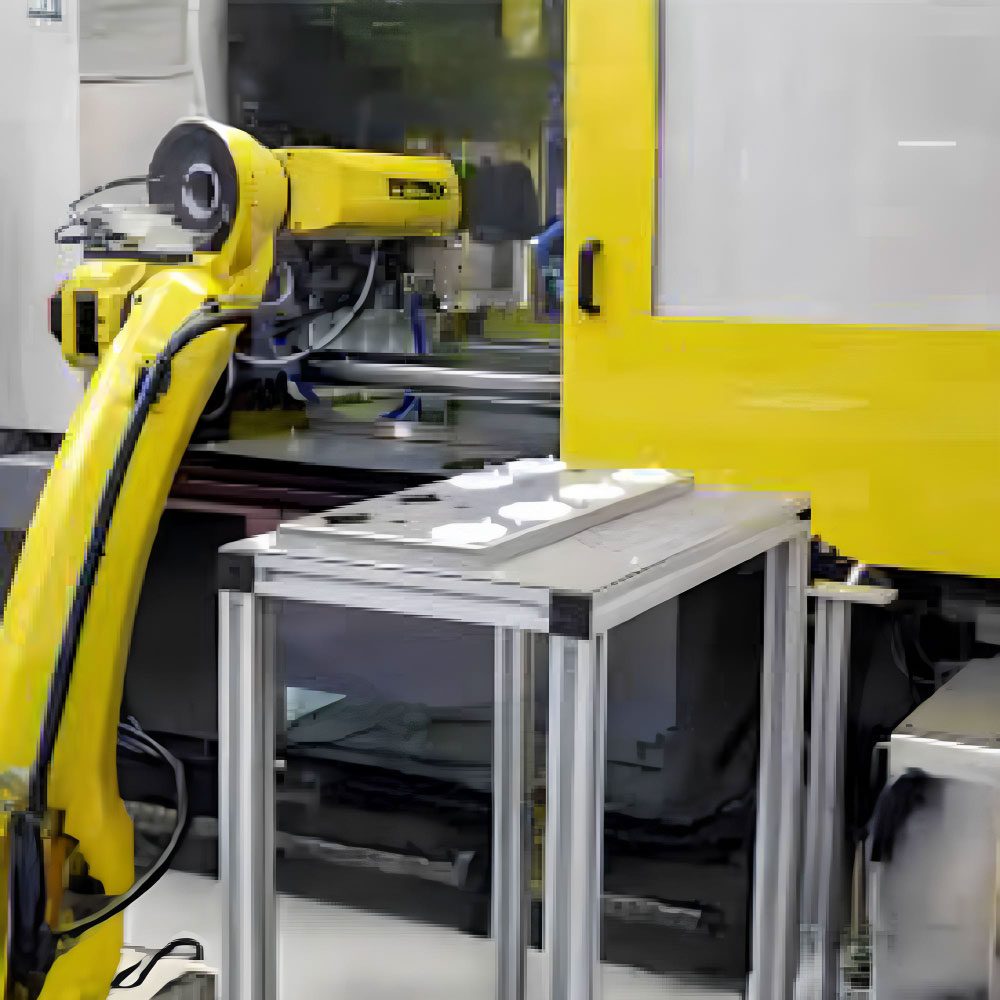 synapse-robotics-moulding-machine-1